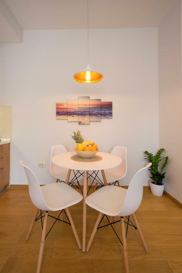 Sunray Apartment Tivat Exterior foto